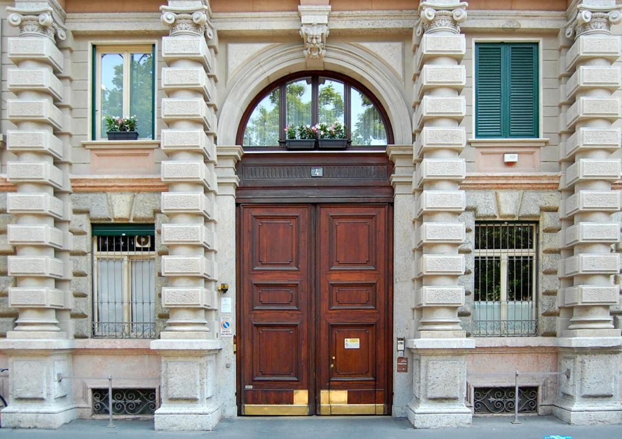Castello Guest House Milano Exterior photo